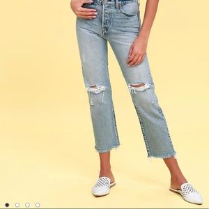 LEVIS Wedgie Fit Distressed Straight Leg Jeans